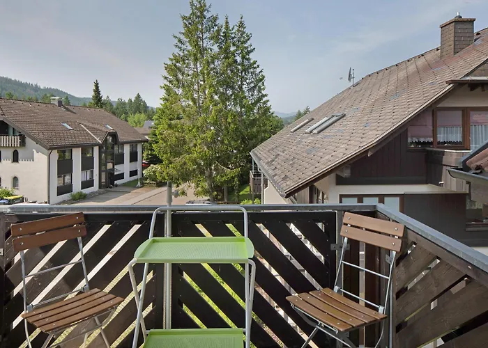 Cheny Mit Hochschwarzwaldcard * تيتيسي نيوستادت